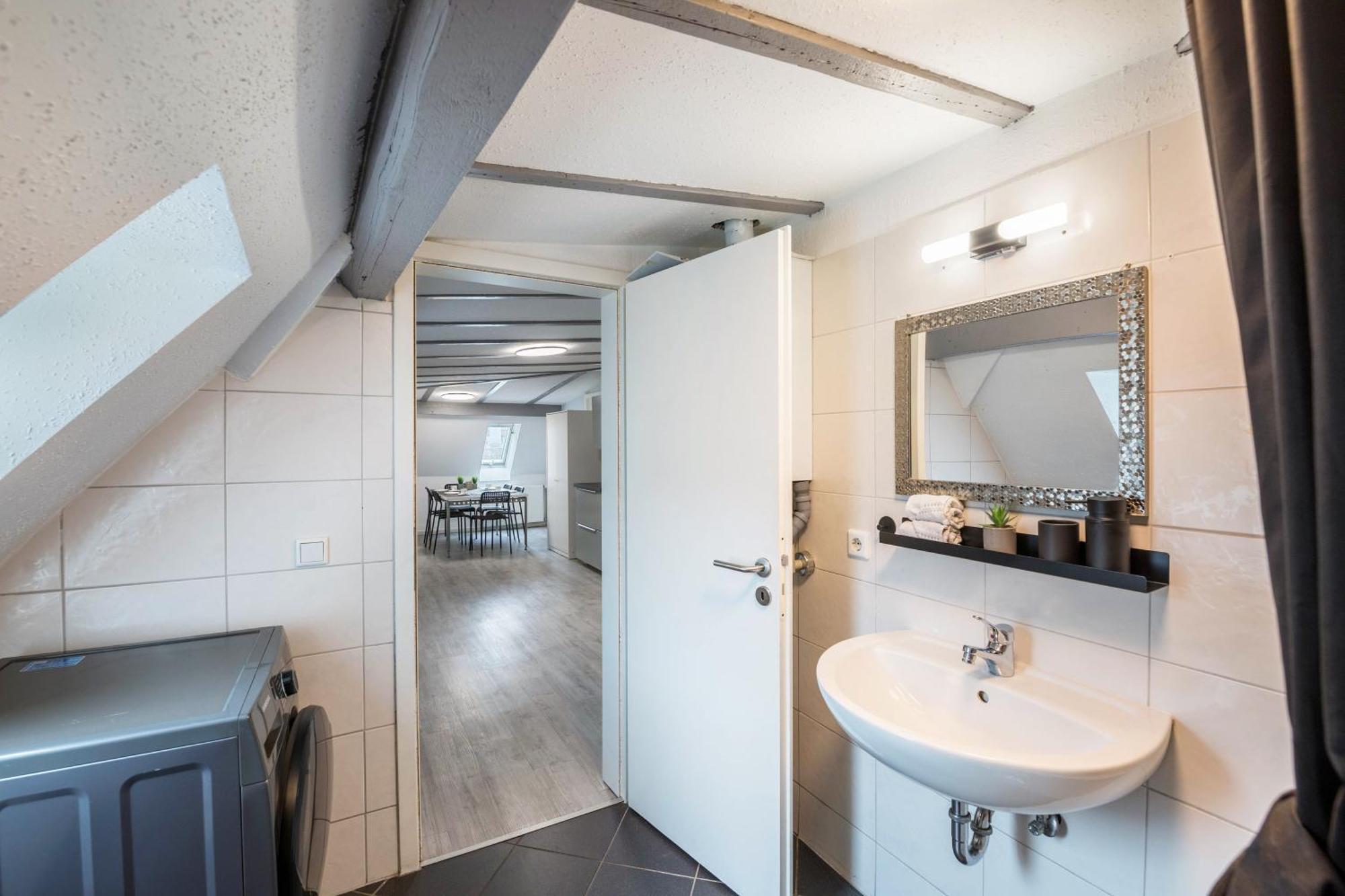 Am Roentgenmuseum Apartment Ремшайд Екстериор снимка